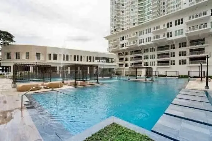 Solinea Towers 3*